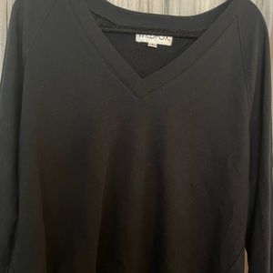 Wildfox Black hi-lo sweatshirt sz S